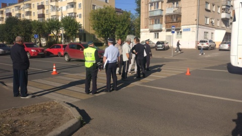 В Казани автомобиль насмерть сбил женщину с ребенком на переходе